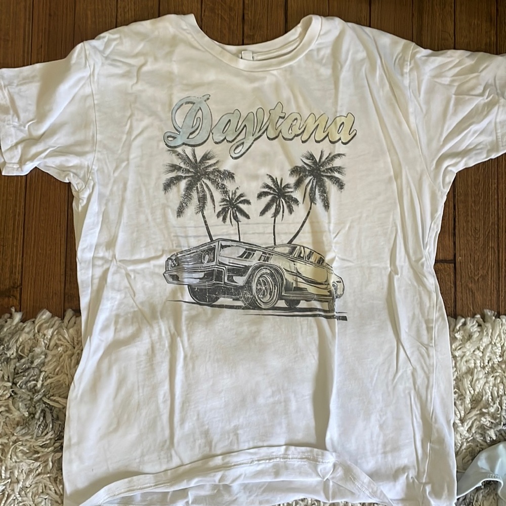 Oversized Graphic Tee